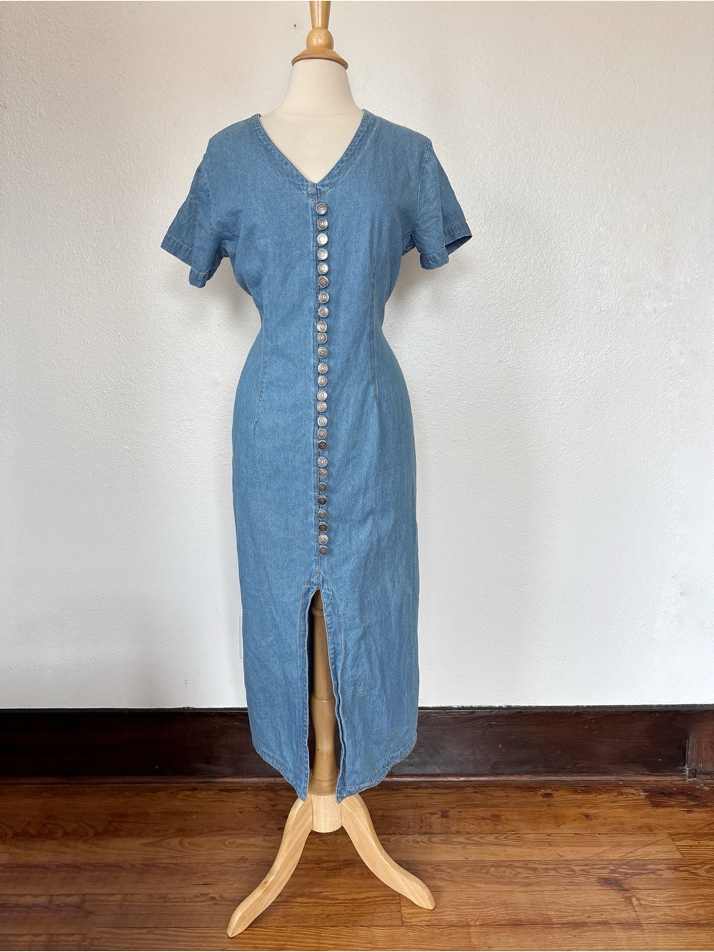 Vintage 80s Western V-Neck Faux Button-Front Light Blue Denim Midi Dress